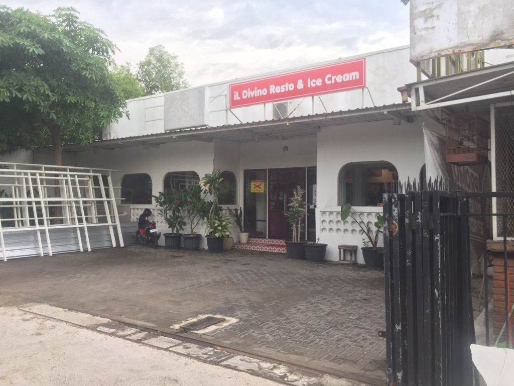 Motor Baru Milik Mahasiswa Surabaya Raib di Parkiran Kafe