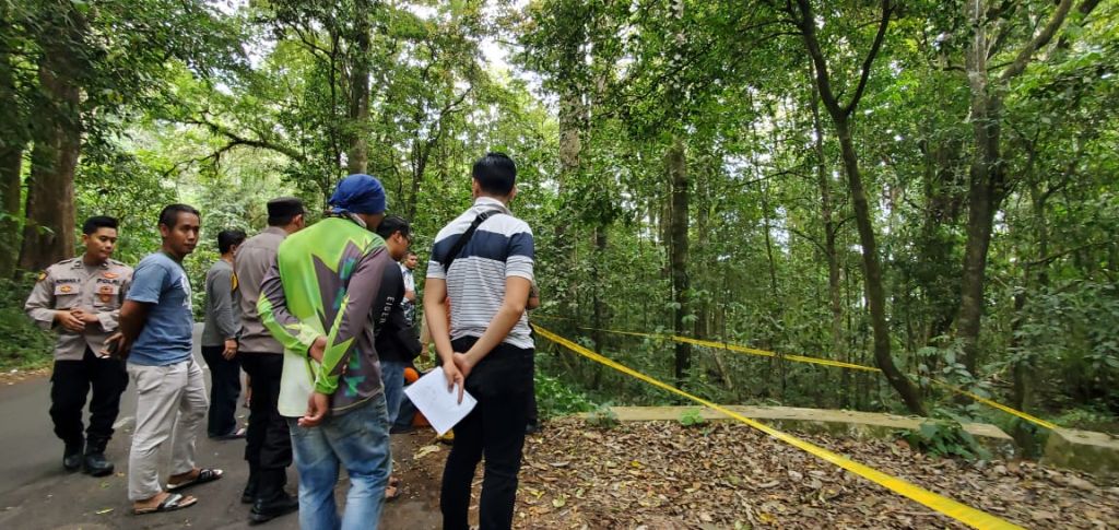 Ditemukan Luka Pada Mayat Wanita Cantik di Hutan Pacet Mojokerto
