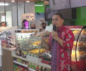 Angkat Produk Unggulan UMKM, Familymart Buka Lima Gerai di Surabaya