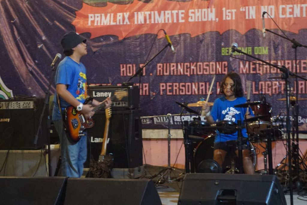 Mengenal PamlaX, Band Grunge Surabaya Dipunggawai Kakak Beradik SMP-SD