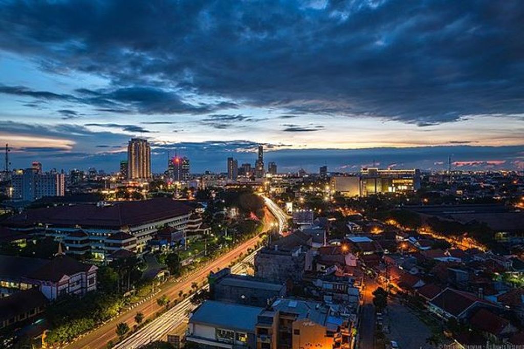 Surabaya Dibanjiri Diskon Gila-Gilaan! HJKS ke-733 Sulap Kota Pahlawan Jadi Surga Belanja dan Wisata