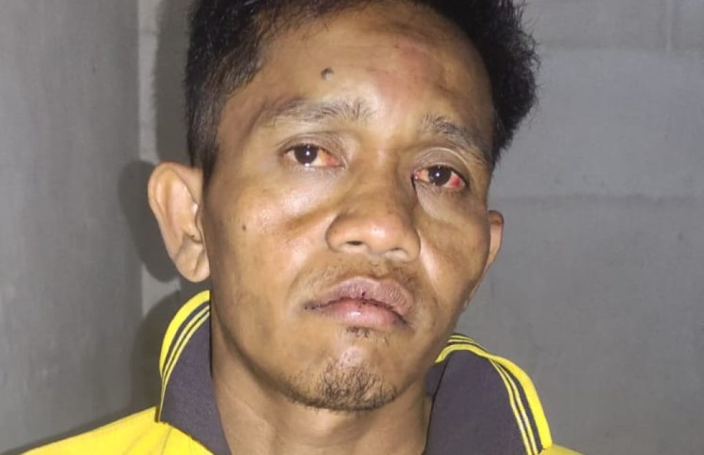 Satu dari dua pencuri motor di Minimarket Basmalah yang dihajar warga (Foto: Polres Pasuruan)