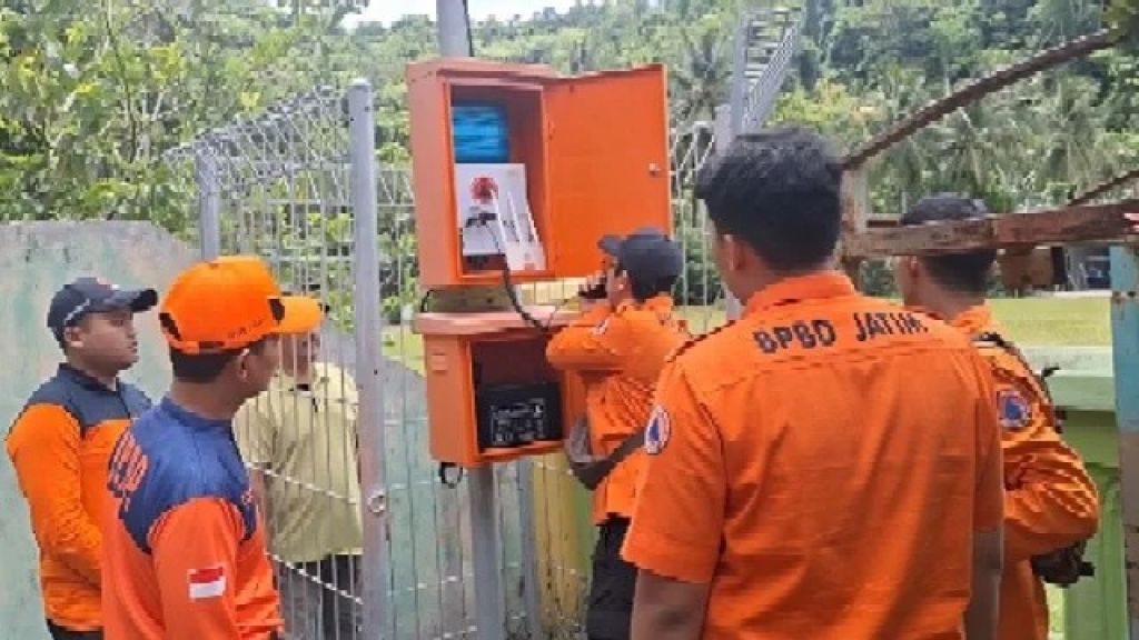 BPBD Jatim Cek 71 Peralatan EWS Hadapi Cuaca Ekstrem