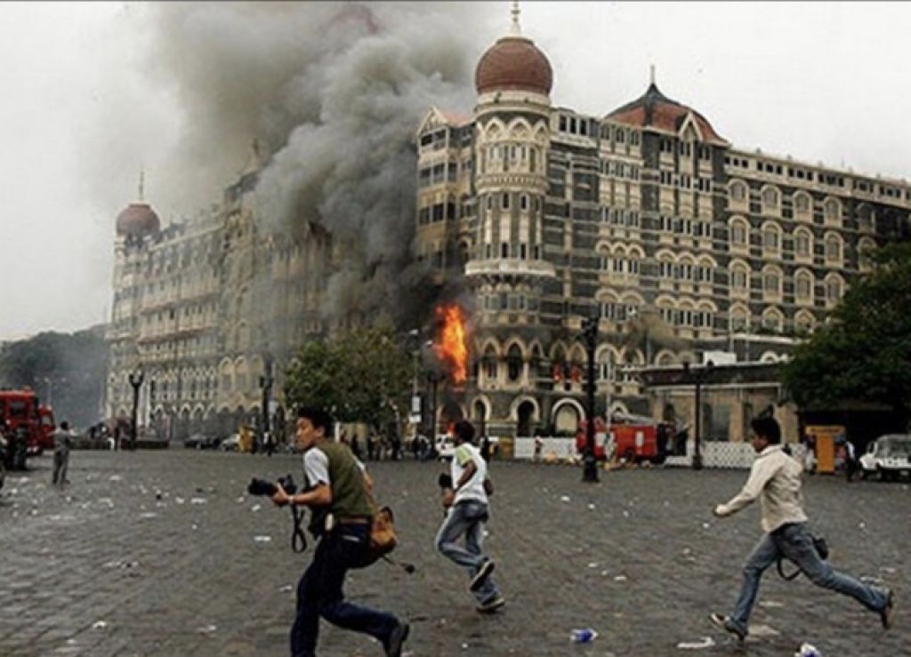 Salah satu adegan di film Hotel Mumbai