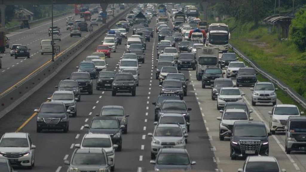 Arus Balik Masih Padat, 36 Persen Kendaraan Belum Kembali ke Jakarta