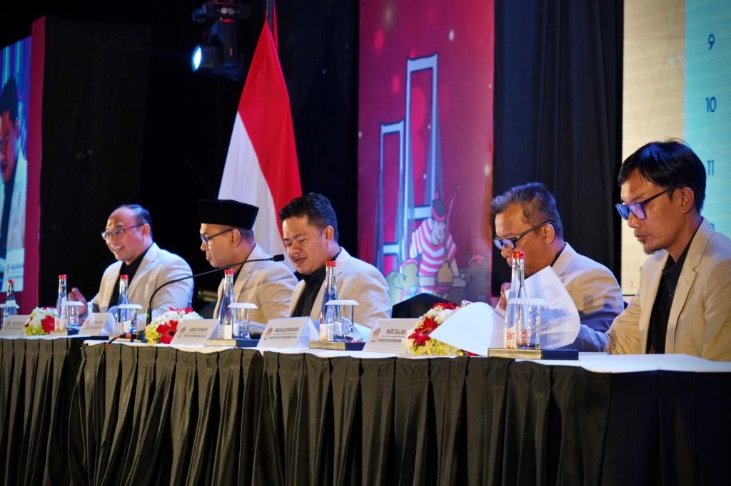 KPU Jatim menggelar Rapat Pleno Terbuka Penetapan Perolehan Kursi dan Calon Terpilih Anggota DPRD Provinsi Jawa Timur di Surabaya