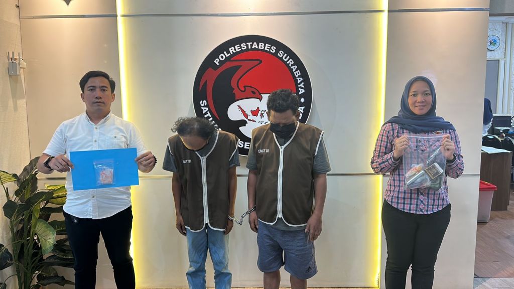 Dua Arek Ketandan Surabaya Kompak Edarkan Sabu