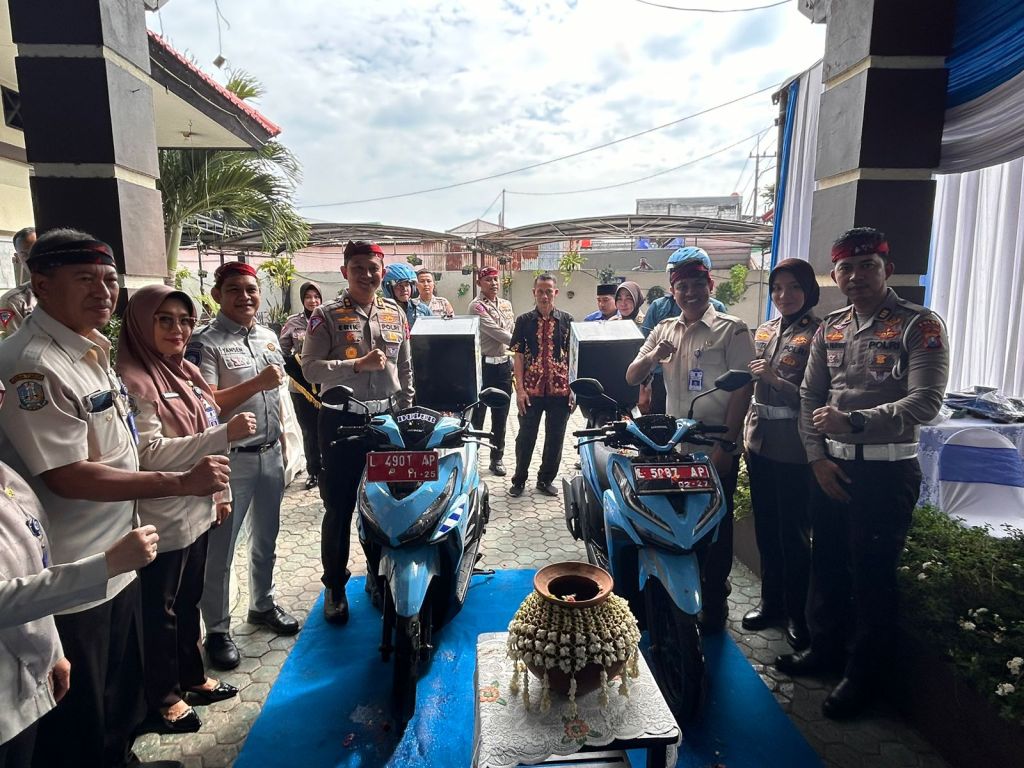 Samsat Dulur, Inovasi Polda Jatim Permudah Masyarakat Bayar Pajak Kendaraan