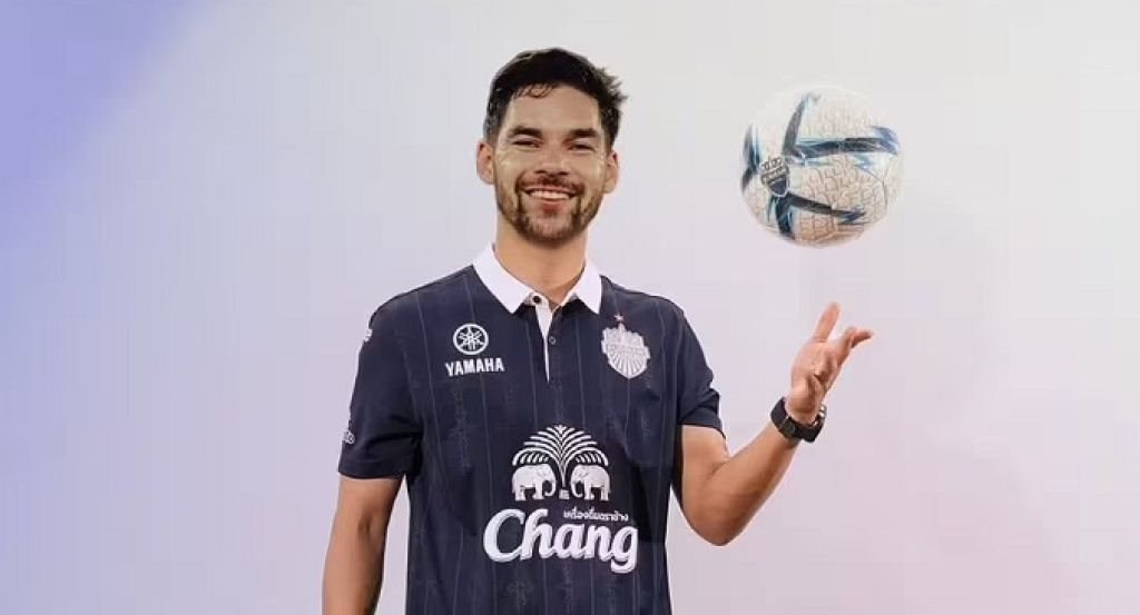 Pemain Timnas Indonesia Sandy Walsh  Resmi Masuk Skuad Buriram United