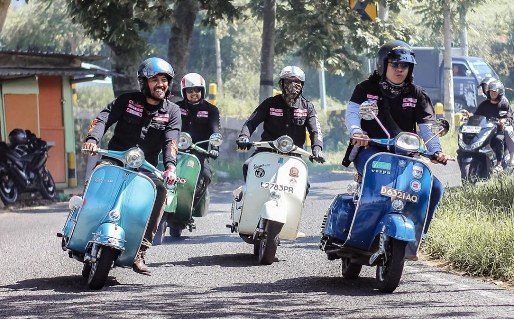 Rayakan Anniversary Ke-11, Batas Kota Scooter Group Gelar Acara Berhadiah Vespa