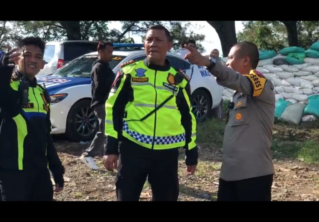 Kapolres Mojokerto, AKBP Ihram Kustarto turun langsung bersama Dirlantas Polda Jatim Kombespol Komarudi