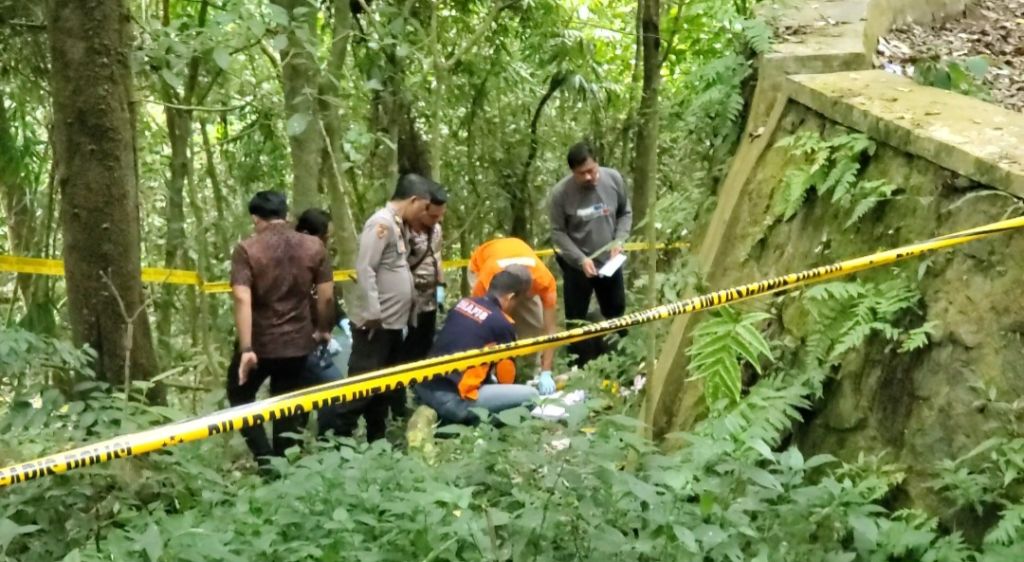 Pembunuh Wanita Cantik Kediri yang Mayatnya Dibuang di Mojokerto Ditangkap!