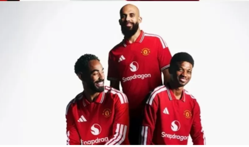 Manchester United Rilis Jersey Kandang Baru 2026/27, Sentuhan Klasik Era 70-an Kembali Hadir