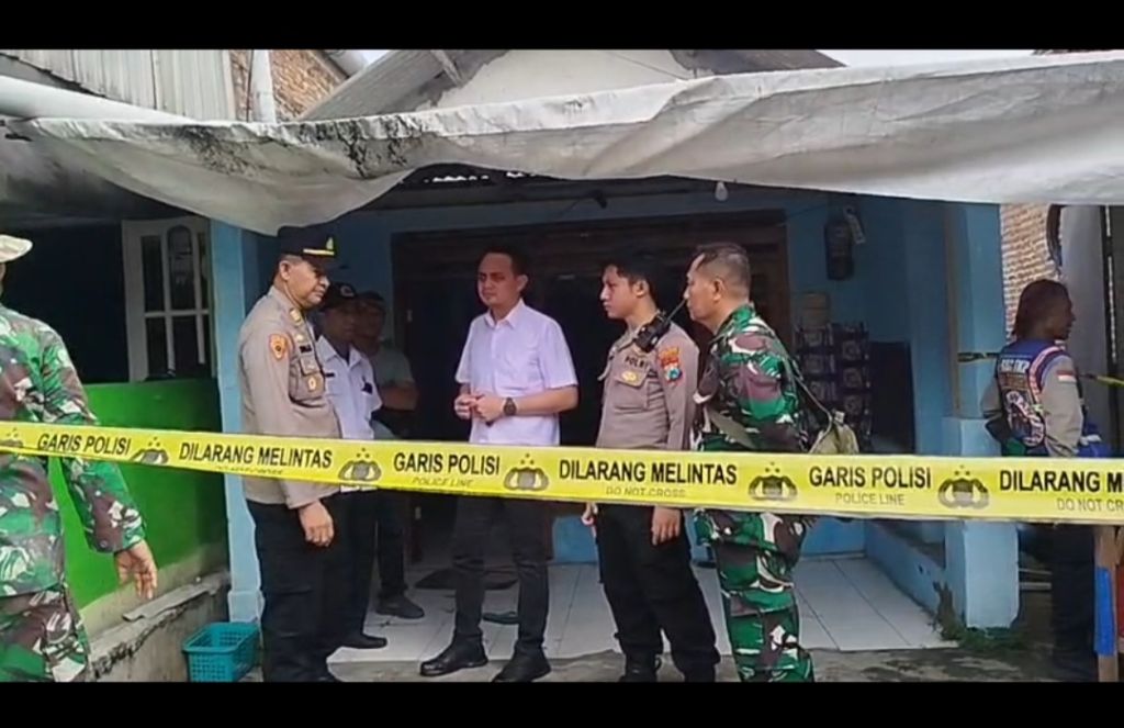 Rumah Tangga Berujung Maut di Mojokerto, Dugaan Cemburu Jadi Pemicu