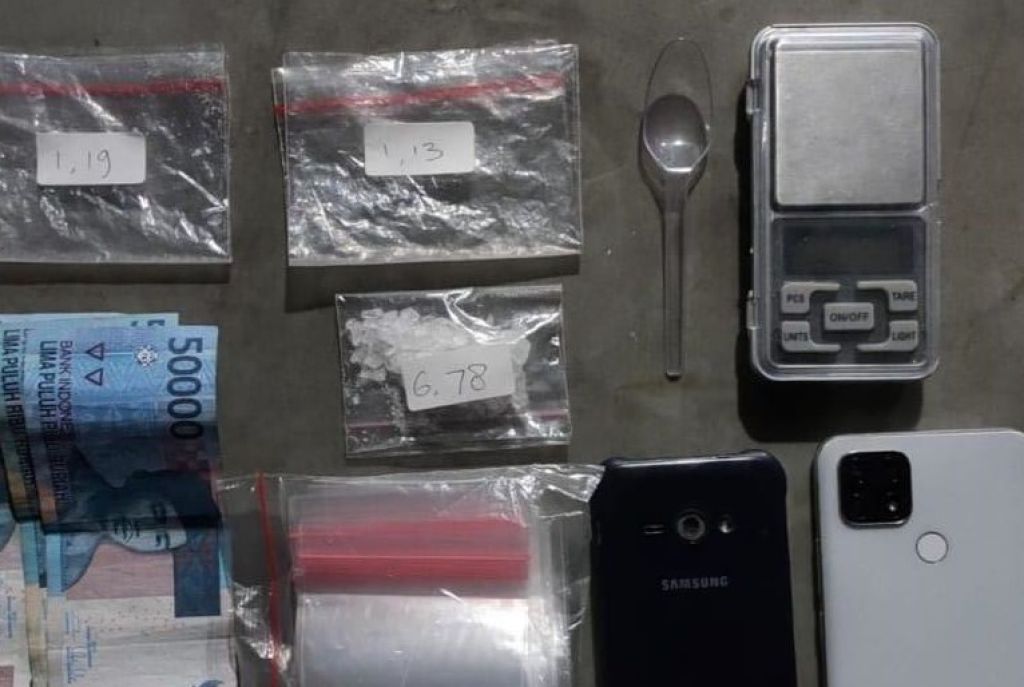 Barang bukti disita Satresnarkoba Polrestabes Surabaya