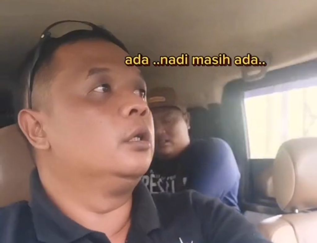 Sesal Sugeng Setelah Laju Ambulans yang Disopirinya Kalah Cepat dengan Kematian
