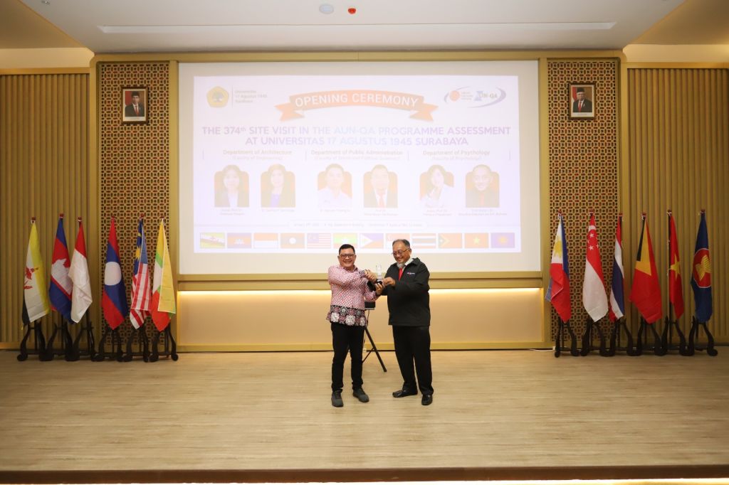 Tiga Prodi Untag Surabaya Raih Sertifikasi Internasional AUN-QA