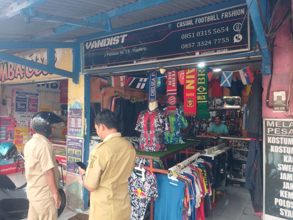 Prestasi Timnas Indonesia U-23 Jadi Berkah Penjual Jersey di Kota Mojokerto