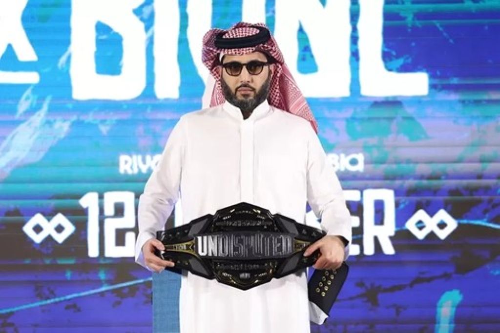 Turki Alalshikh Bantah Jadi Pembeli Misterius Manchester United