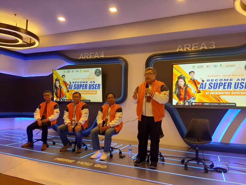 UC Surabaya Deklarasi Sebagai Kampus AI Friendly