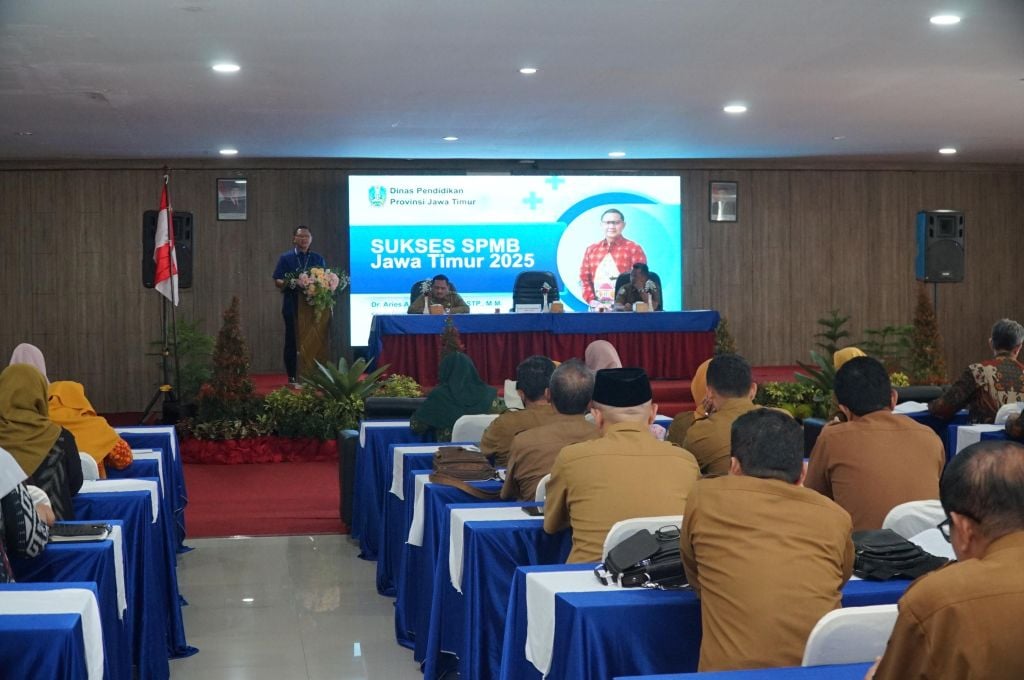 Sosialisasikan Juknis SPMB 2025 oleh Dindik Jatim
