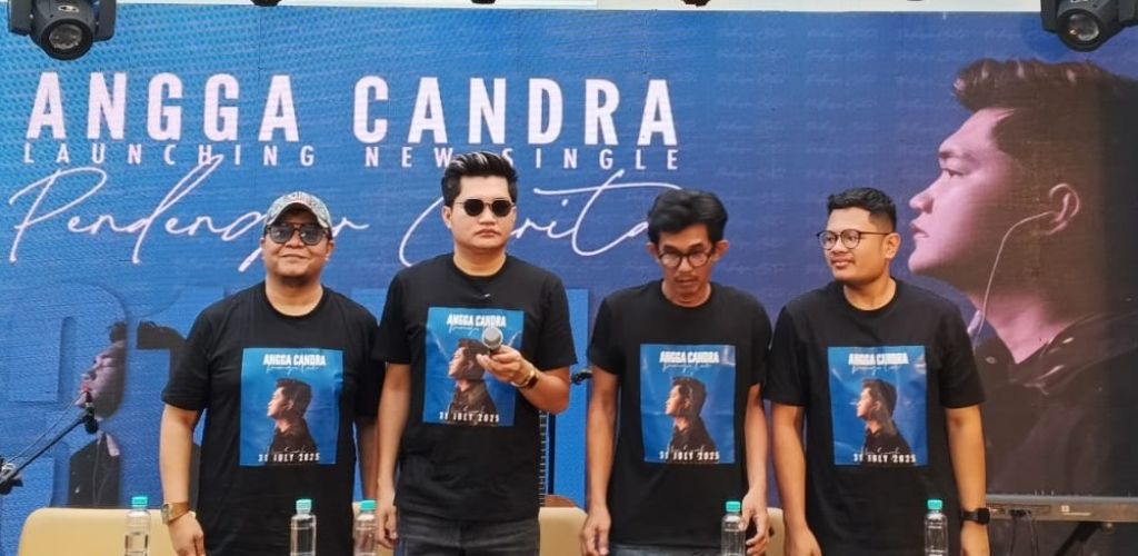 Angga Candra Rilis Lagu Galau Terbaru, 'Pendengar Cerita' Siap Bikin Baper!