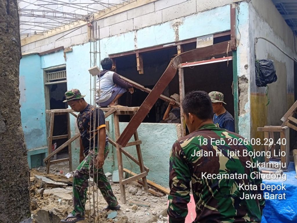 H+8 TMMD 127, Tiga Rumah Warga Sukamaju Direhab Serentak