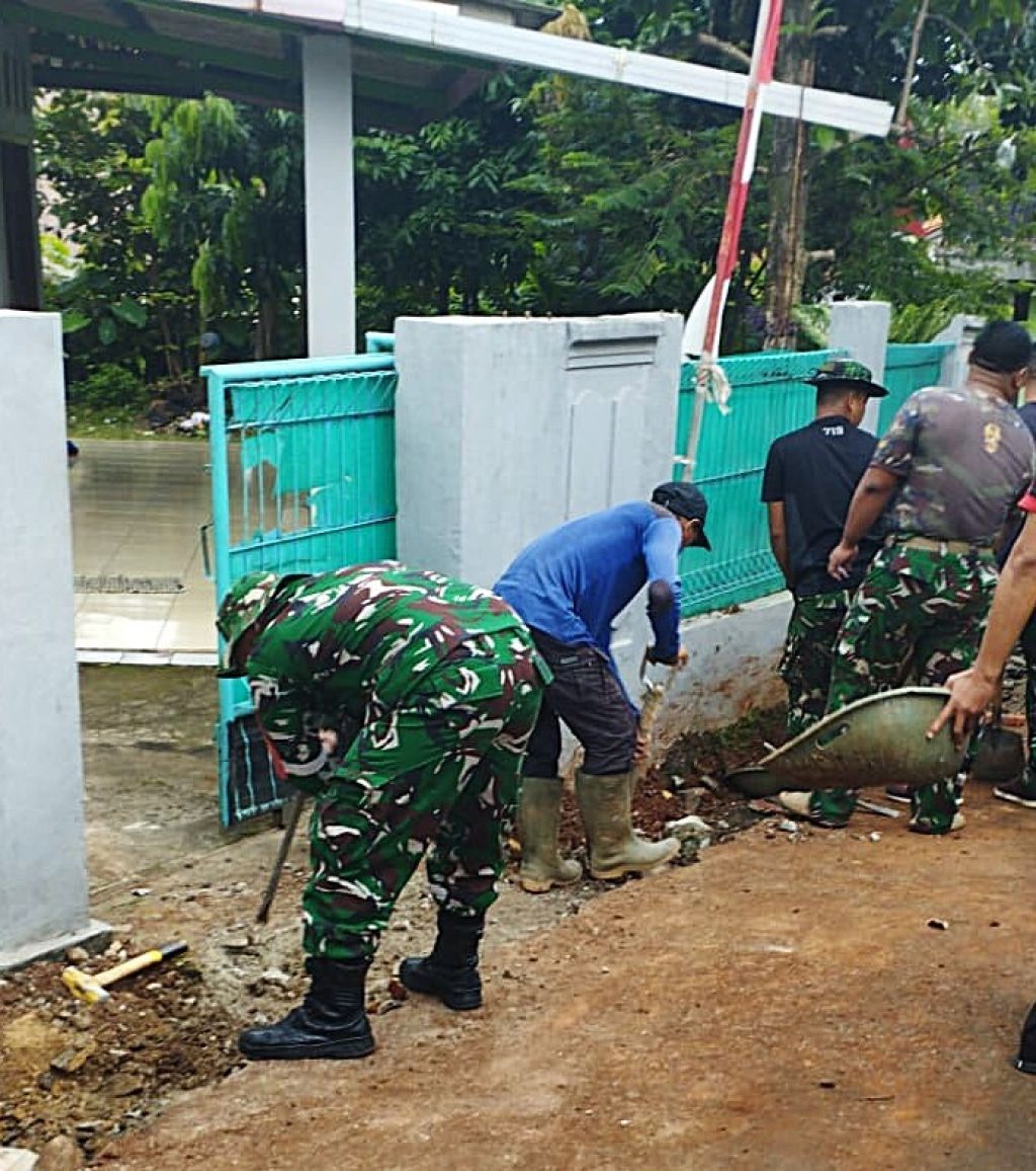Sinergi TNI-Polri dan Warga, Drainase TMMD Capai 74 Persen