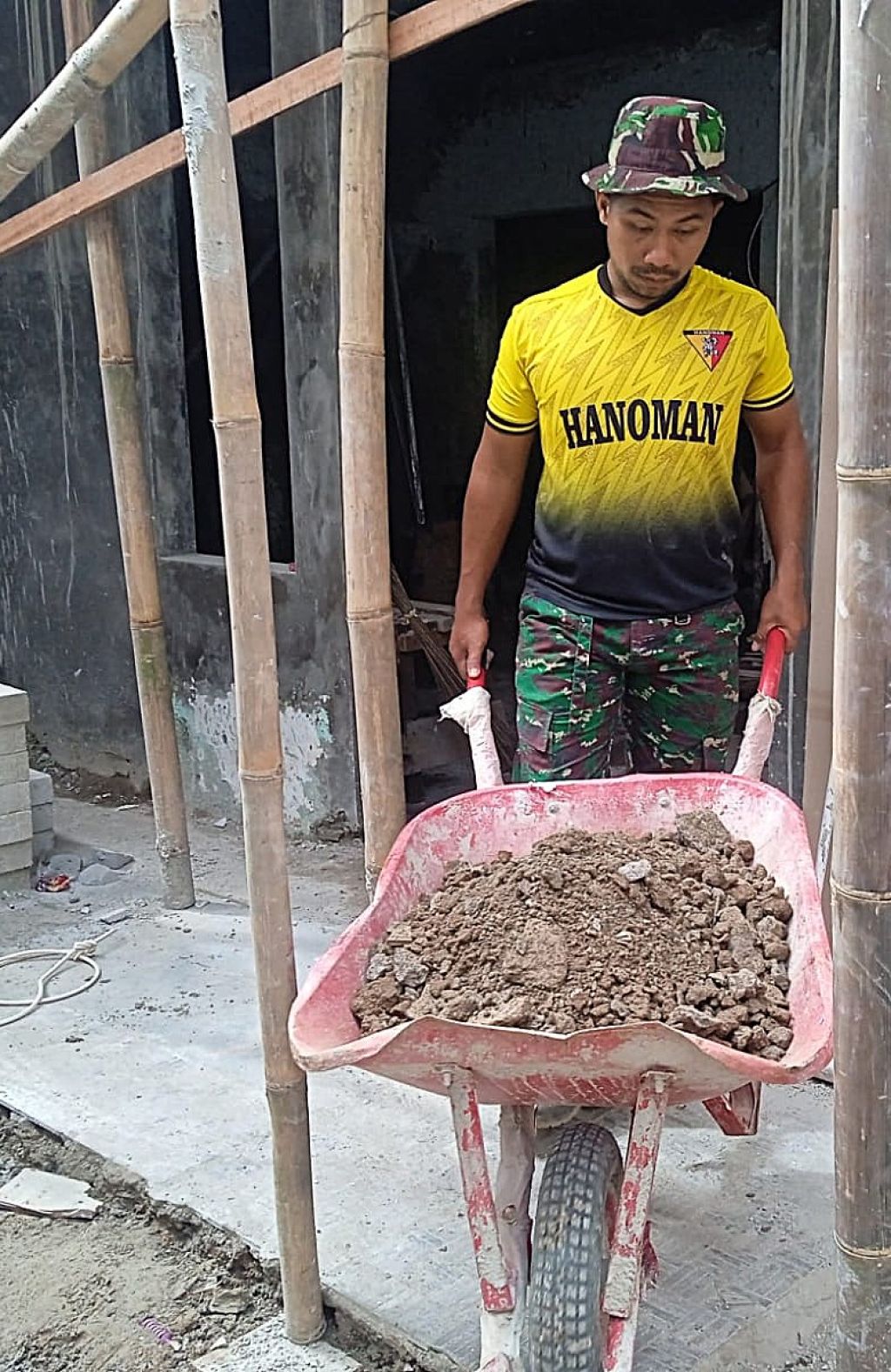 TMMD ke-127 Depok Percepat Renovasi Rumah Warga Kurang Mampu di Sukamaju