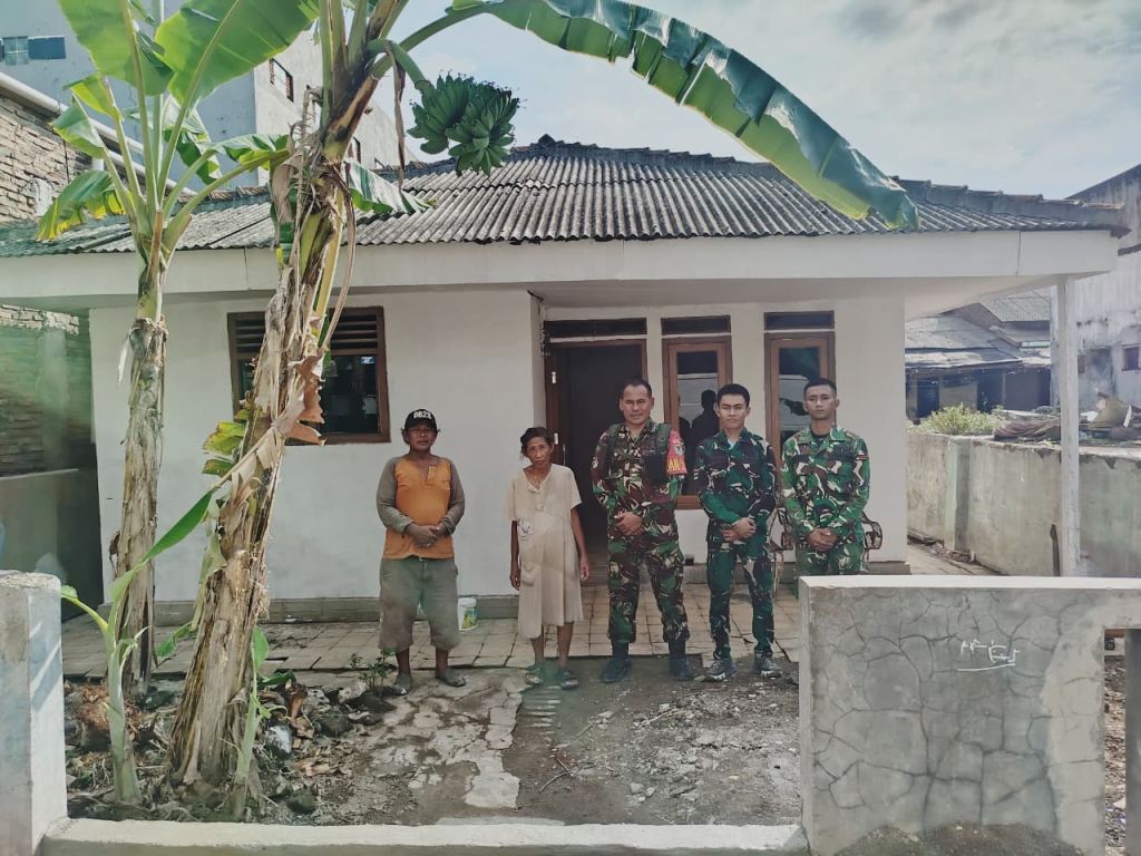 Rumah Layak Huni Rampung 100 Persen, Satgas TMMD 128 Cilegon Serahkan Hunian Baru untuk Ibu Endang
